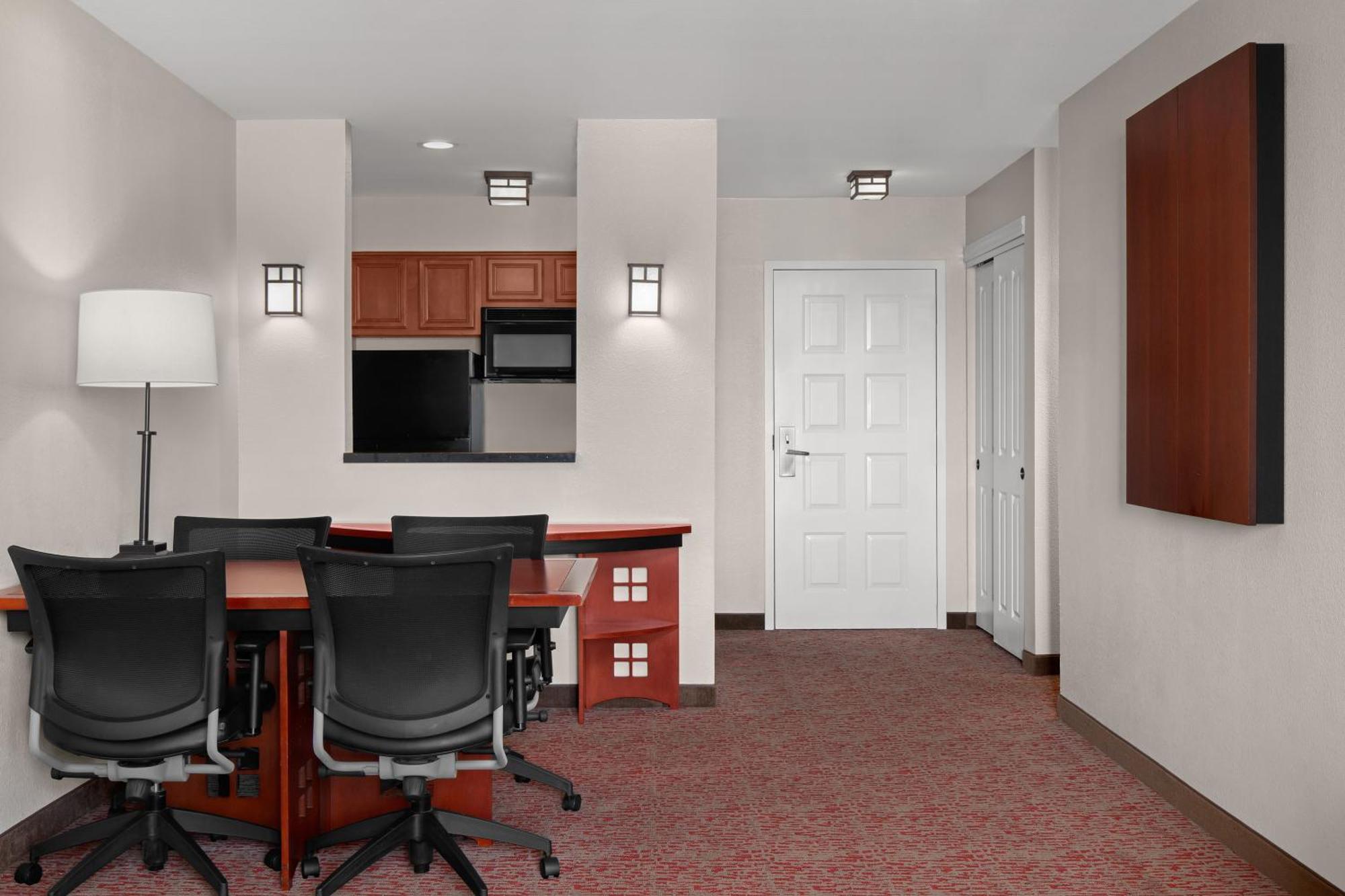 Larkspur Landing Extended Stay Suites Campbell Exterior photo