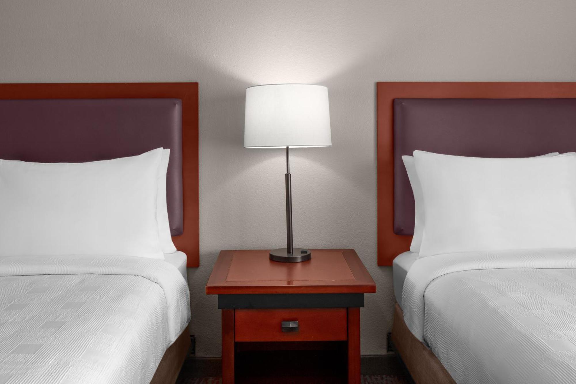 Larkspur Landing Extended Stay Suites Campbell Exterior photo